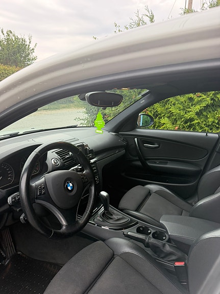 BMW 116i 7 of 15
