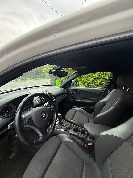 BMW 116i 5 of 15