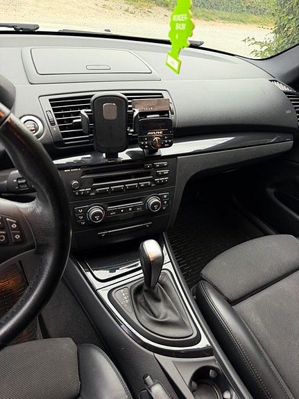 BMW 116i 8 of 15