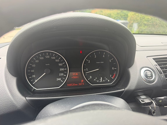 BMW 116i 13 of 15