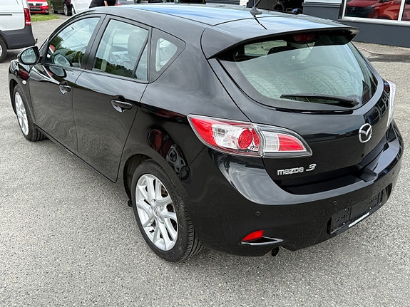 Mazda 3 23 of 25