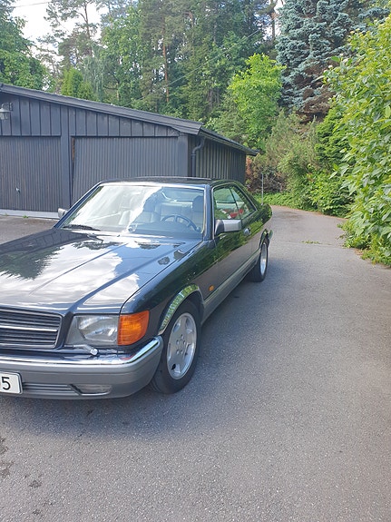 Mercedes-Benz 560 SEC 3 of 5