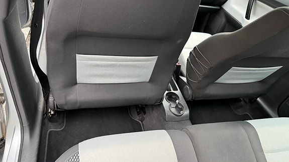 Volkswagen Polo Cross 19 of 27