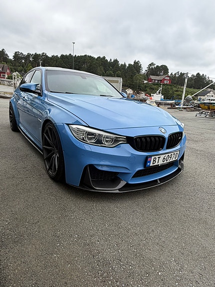 BMW M3 4 of 30