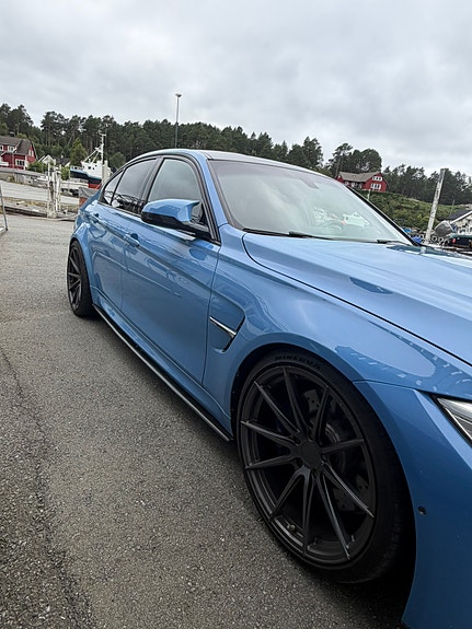BMW M3 5 of 30