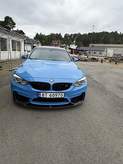 BMW M3 2 of 30