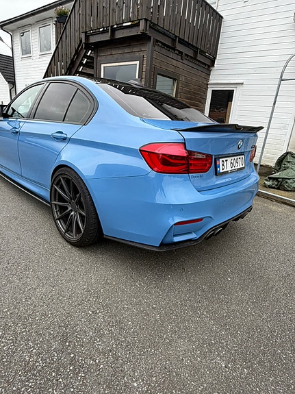 BMW M3 12 of 30