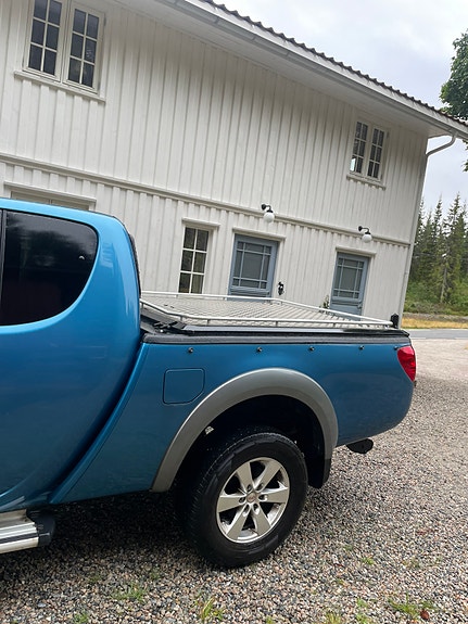 Mitsubishi L200 4 of 23