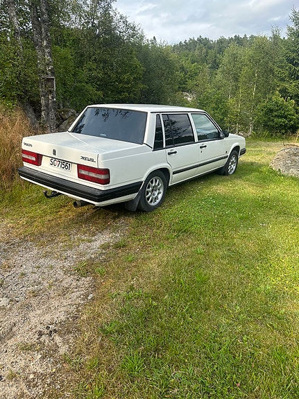 Volvo 740 5 of 9