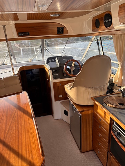 Viksund 360 St. Cruz Fly, Volvo Penta D6-435, Aksling 18 of 30