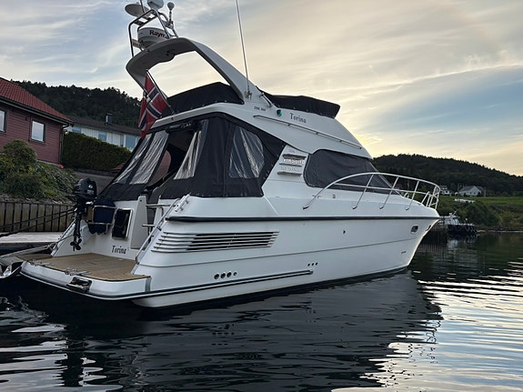 Viksund 360 St. Cruz Fly, Volvo Penta D6-435, Aksling 4 of 5