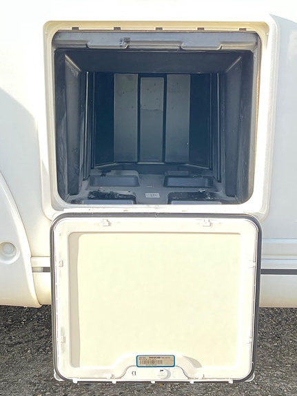 Autostar PRESTIGE DESIGN EDITION I790LJ, TOPPUTGAVE, 2-Enkle Senger, Senkeseng, EU 11.27, 177HK, 9 Trinnauto, Garanti, Tilstandsrapport 16 of 30