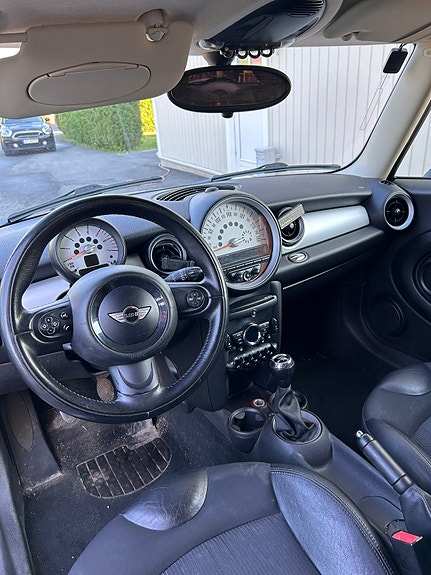 MINI One 7 of 7
