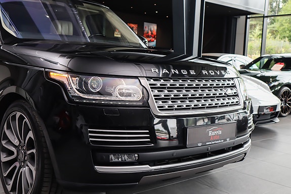 Land Rover Range Rover 2 of 5