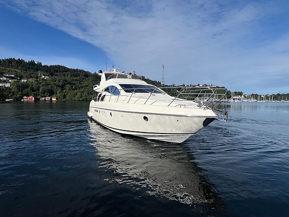 Azimut 55 Fly, godt oppgradert, CAT C12, skipsregistrert, finans, INNBYTTE 5 of 30