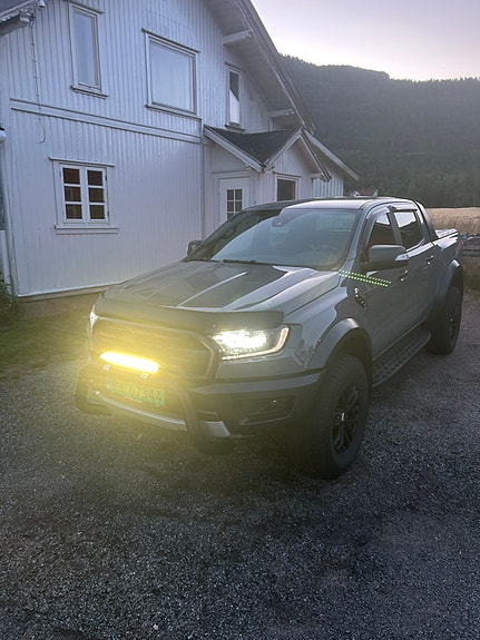 Ford Ranger Raptor 18 of 30