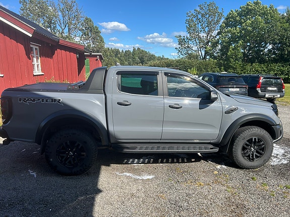 Ford Ranger Raptor 10 of 30