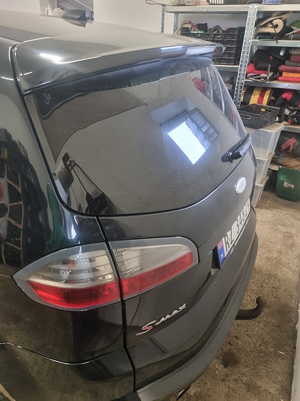 Ford S-MAX 13 of 17