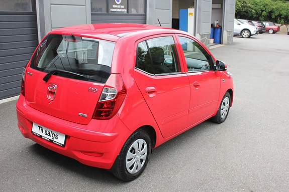 Hyundai i10 9 of 20