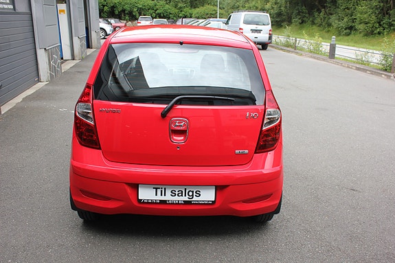 Hyundai i10 5 of 20