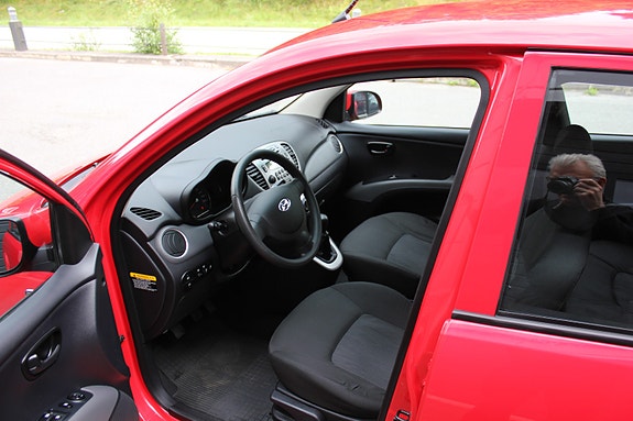 Hyundai i10 12 of 20