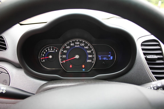 Hyundai i10 19 of 20