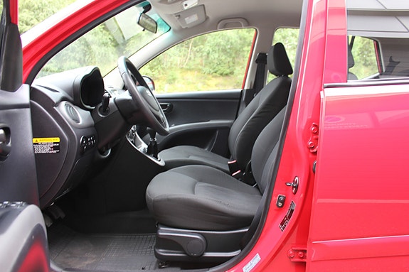 Hyundai i10 15 of 20