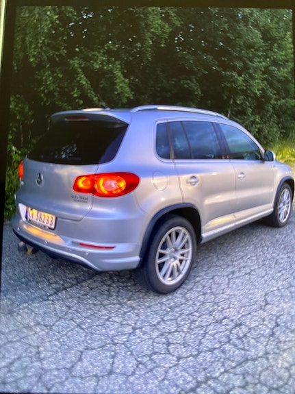 Volkswagen Tiguan 4 of 30