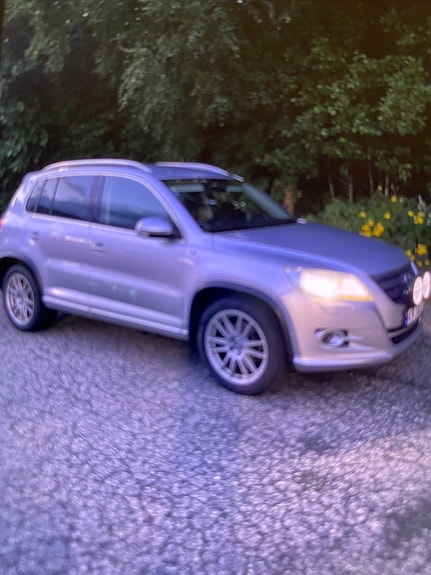 Volkswagen Tiguan 2 of 30