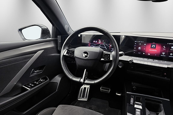 Opel Astra 18 of 30