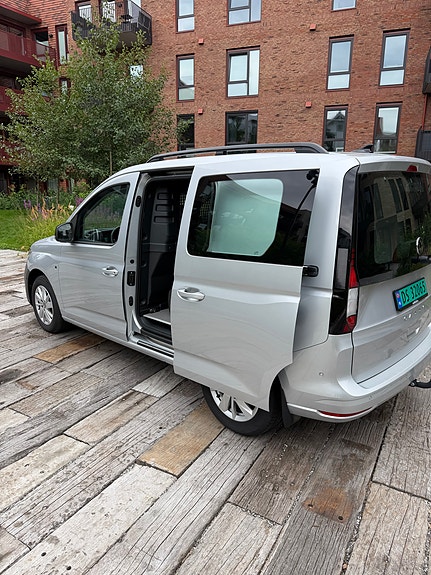 Volkswagen Caddy 5 of 5