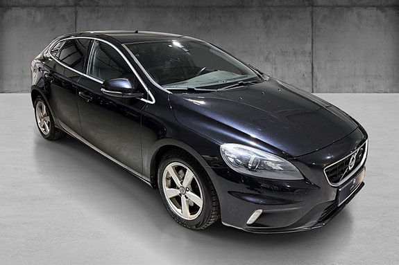Volvo V40 14 of 24