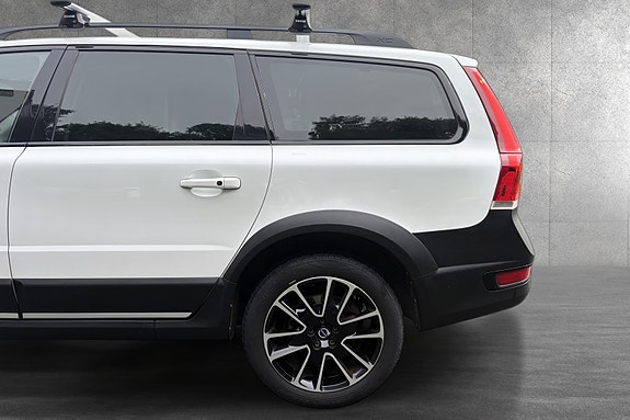 Volvo XC70 8 of 30