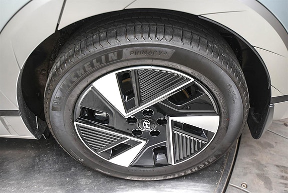 Hyundai Ioniq 5 9 of 30