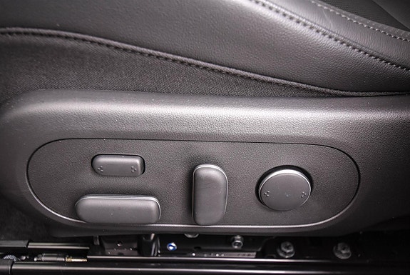 Hyundai Kona 14 of 30