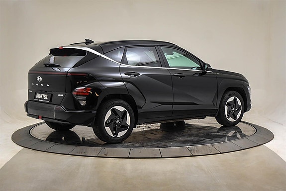 Hyundai Kona 4 of 5