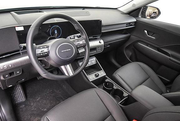 Hyundai Kona 12 of 30