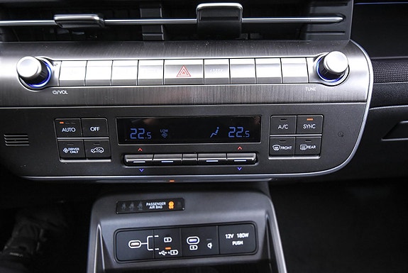 Hyundai Kona 22 of 30