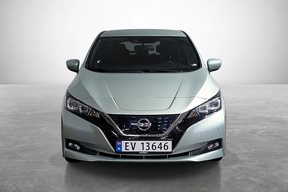 Nissan Leaf 3 of 5