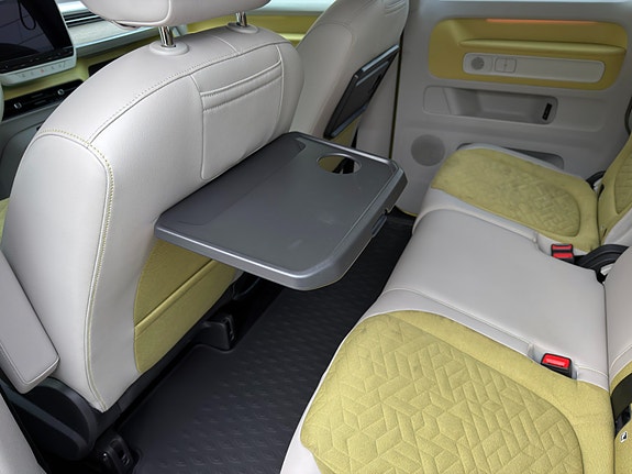 Volkswagen ID. Buzz 16 of 30