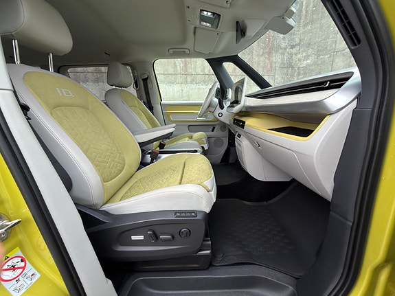 Volkswagen ID. Buzz 17 of 30