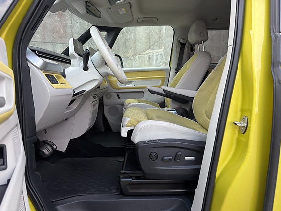 Volkswagen ID. Buzz 10 of 30
