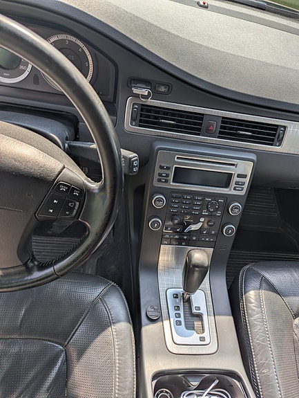 Volvo XC70 5 of 5