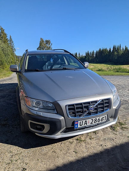 Volvo XC70 4 of 5