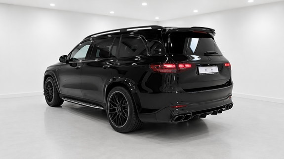 Mercedes-Benz GLS350 d 3 of 28