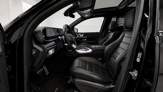 Mercedes-Benz GLS350 d 27 of 28