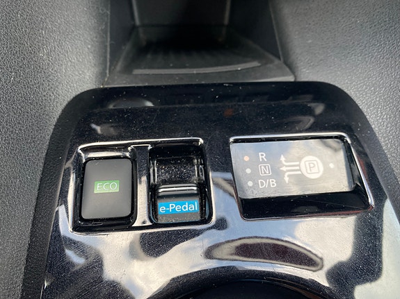 Nissan Leaf 18 of 21
