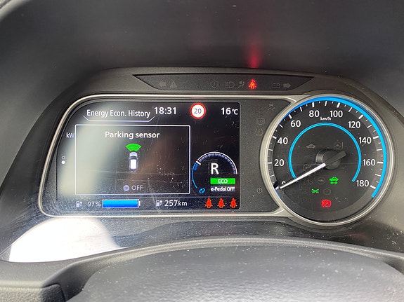Nissan Leaf 19 of 21