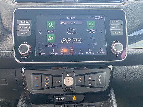 Nissan Leaf 16 of 21
