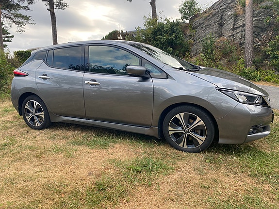 Nissan Leaf 6 of 21